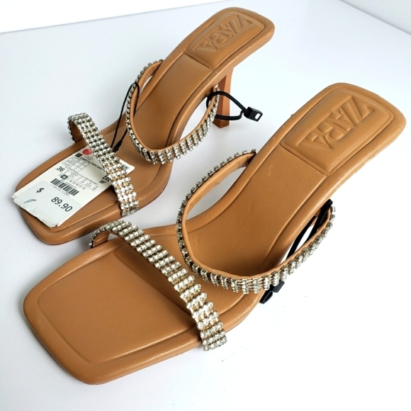 ZARA RHINESTONE STRAP HEELED LEATHET SANDEL - Picture 3 of 9